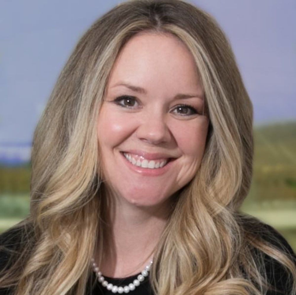 Meet your Posher, Jennifer
